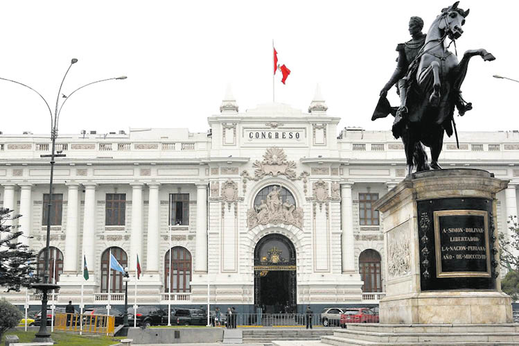 NEGOCIACIONES. Las bancadas siguen en conversaciones. (Foto; Andina)