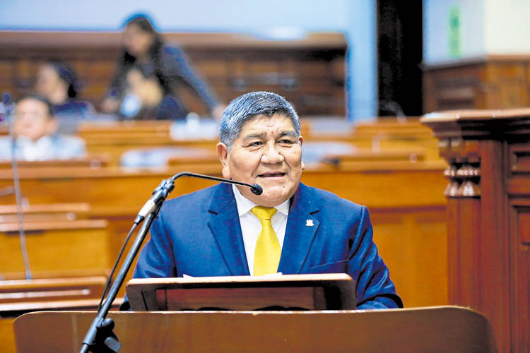 Rómulo Mucho