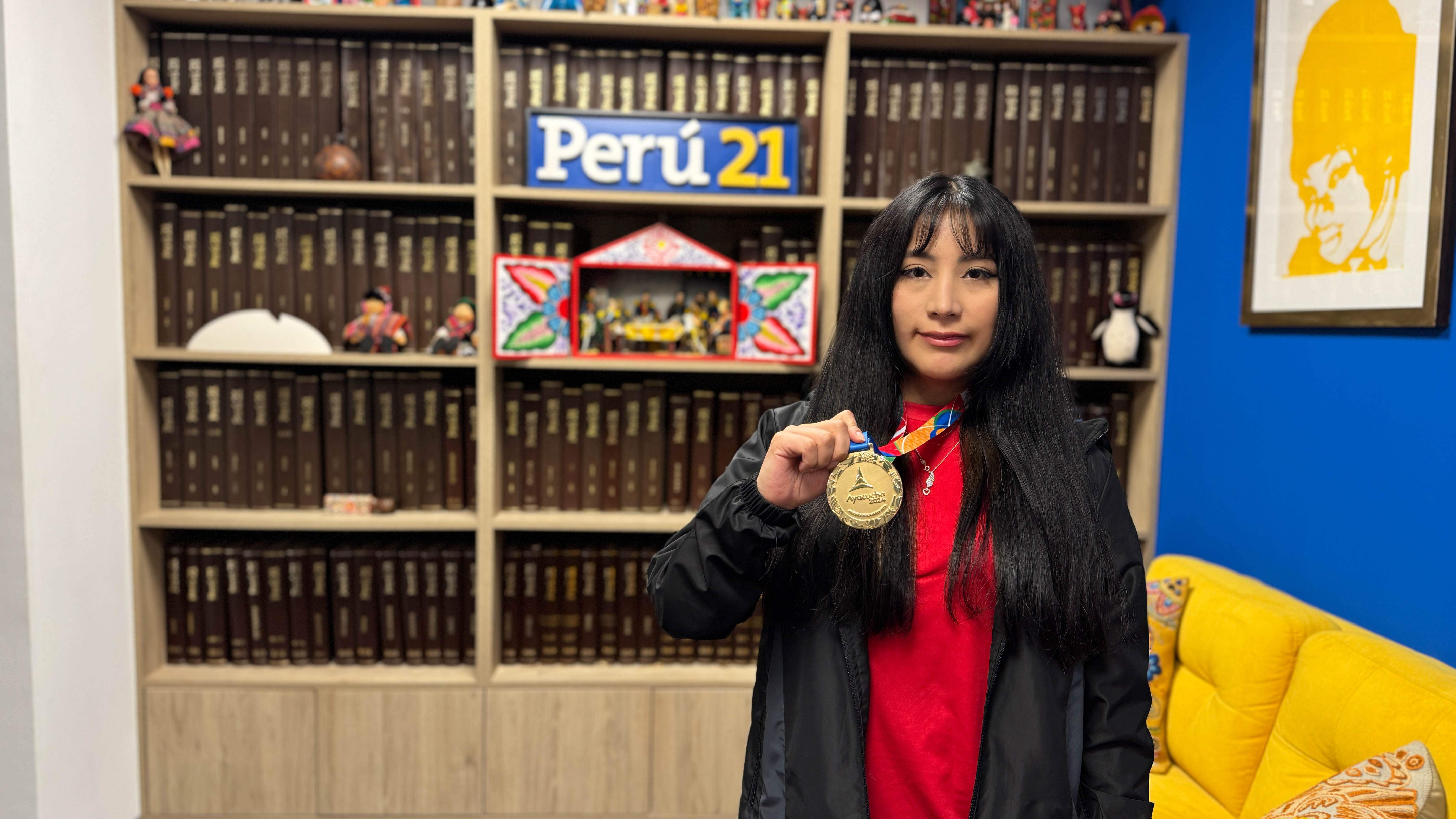Vanesa Cahuana es midlaner del equipo peruana campeón en los Juegos Bolivarianos Ayacucho 2024 y va por más. Foto: Dennis Gordillo