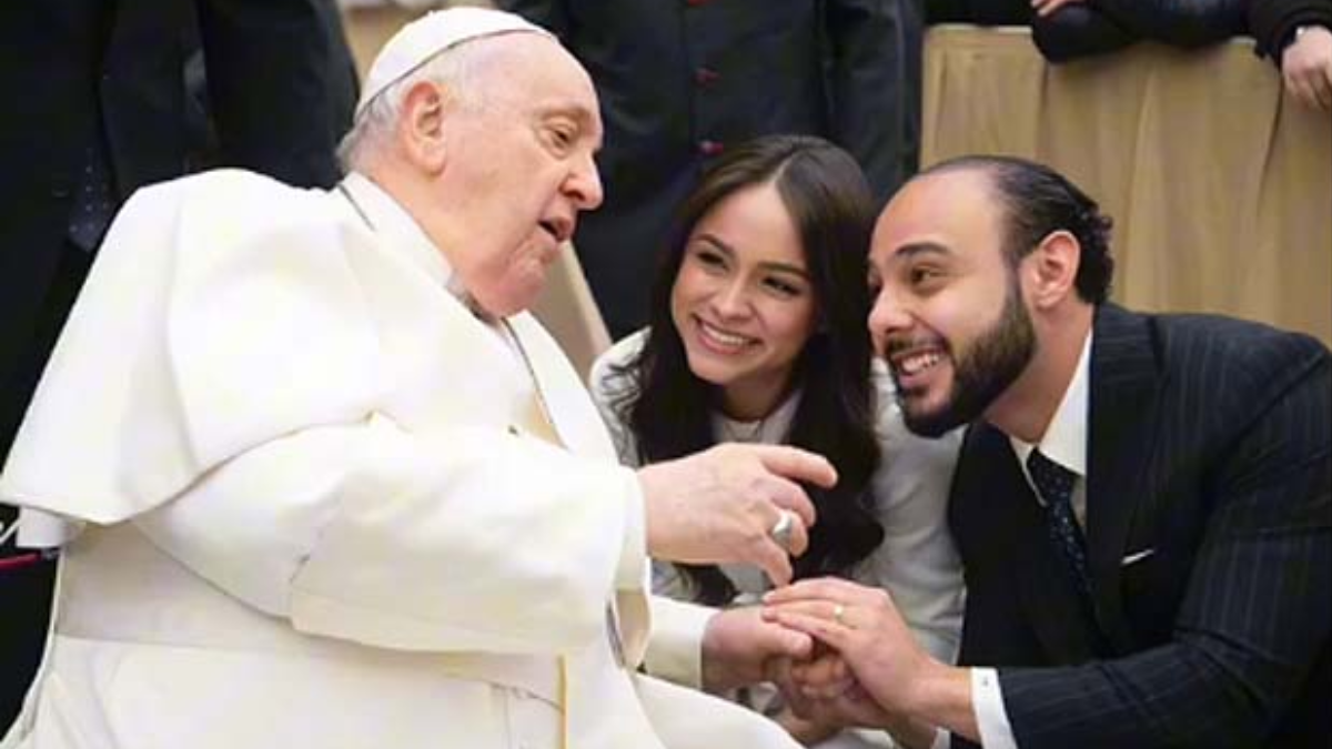 El consejo que el papa Francisco brindó a una pareja recién casada [VIDEO]