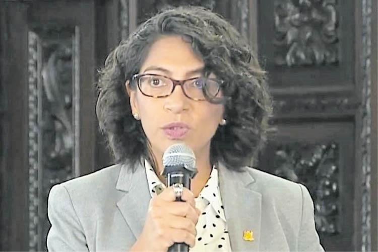 Leslie Urteaga.
