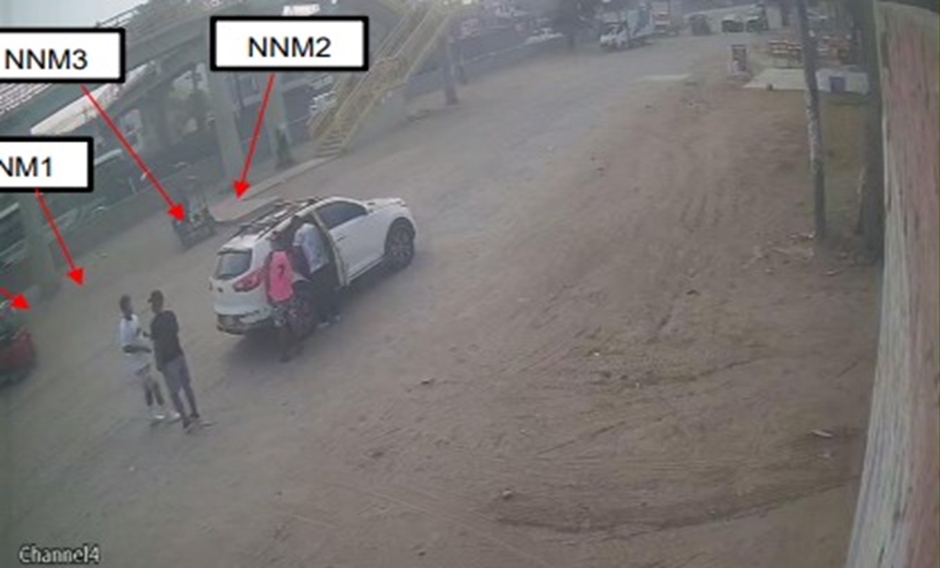 policías