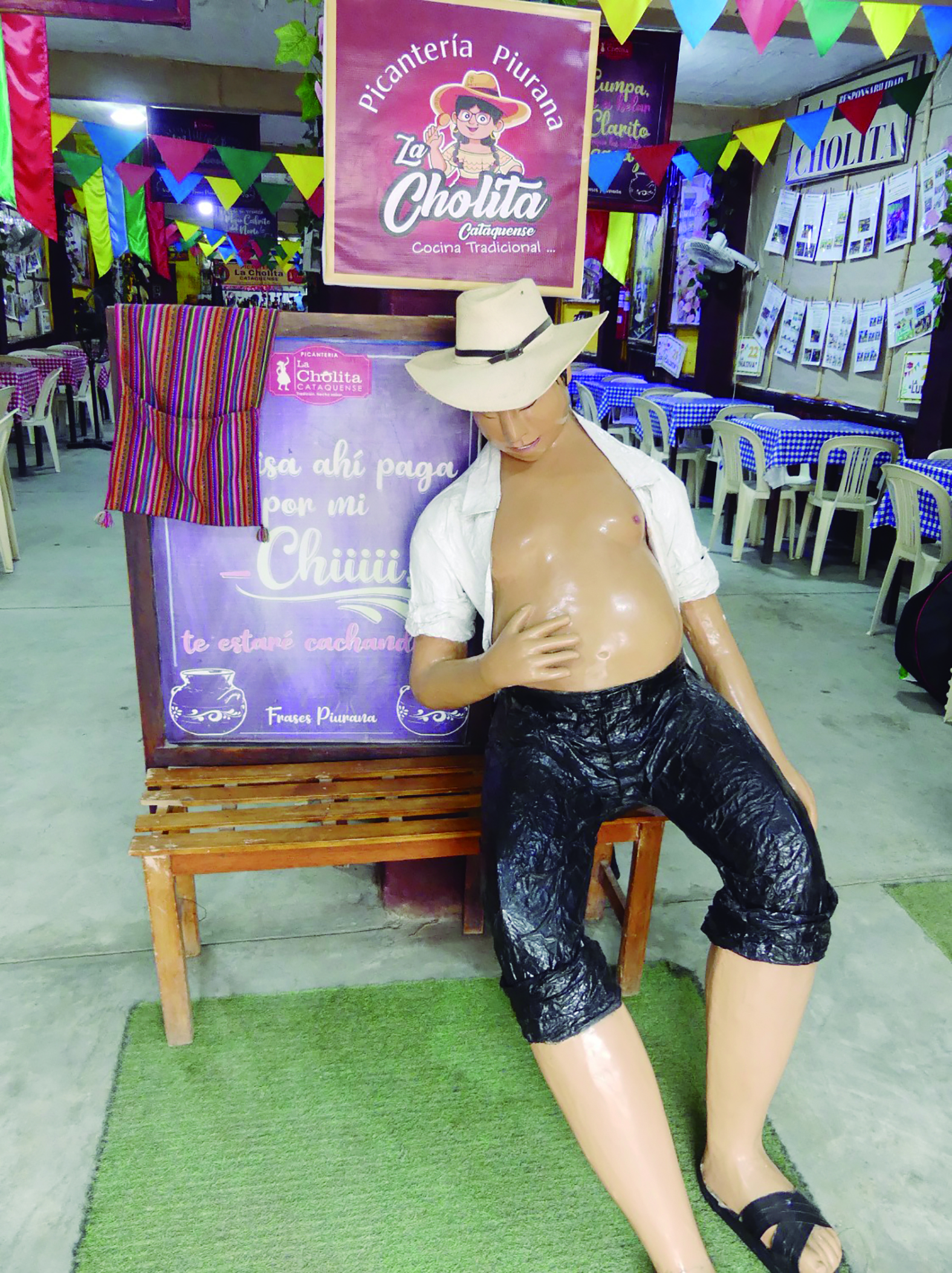 Simbólica siesta de rigor tras banquete en La Cholita.