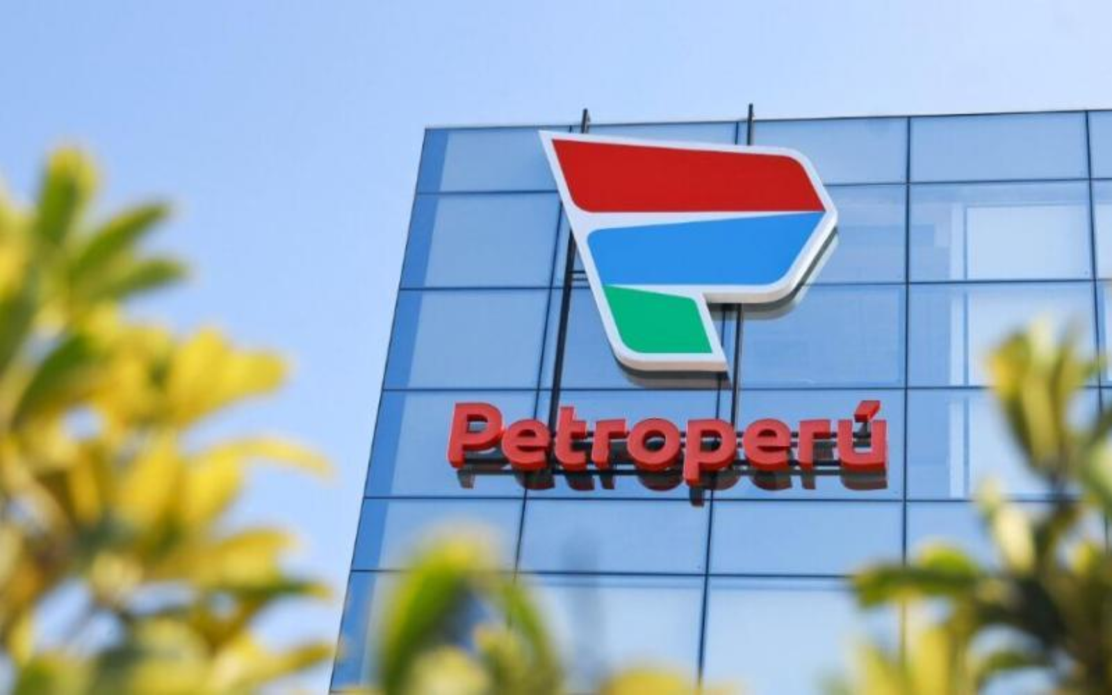 Sindicatos de Petroperú rechazan destitución de Alejandro Narváez
