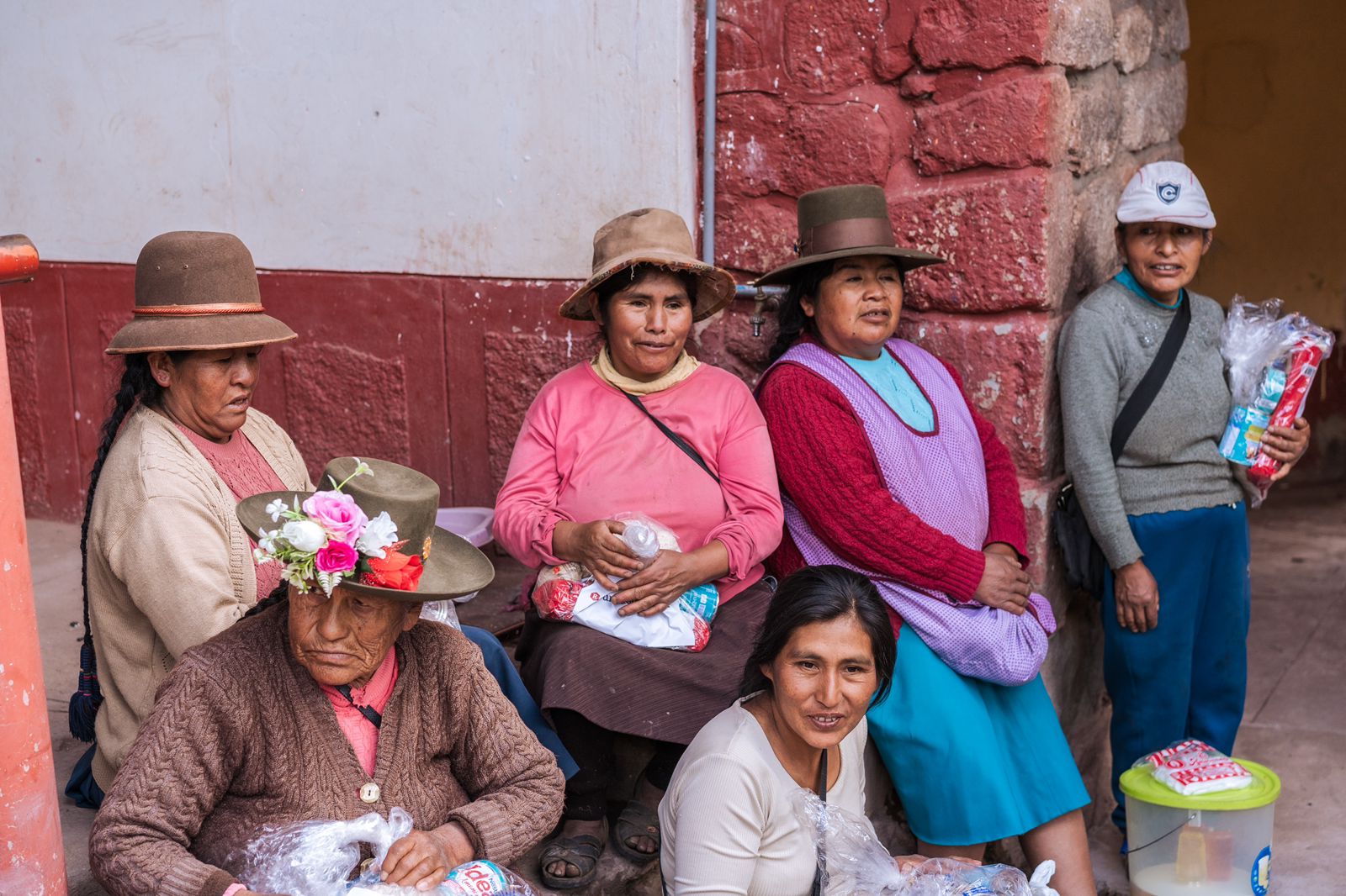 Fundación Romero y Cáritas Cusco entregan alimentos 