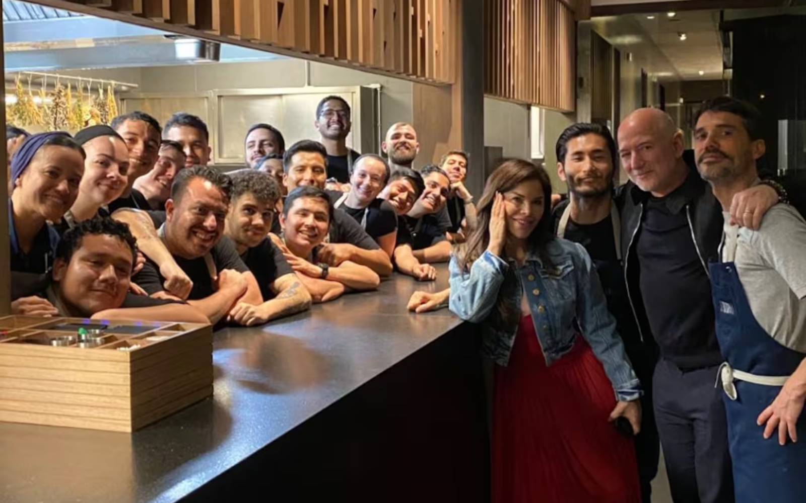 Jeff Bezos y Lauren Sánchez se rinden ante la gastronomía peruana