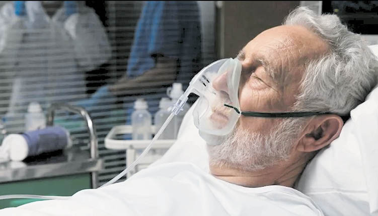Grupos de riesgo. Las enfermedades preexistentes y las bajas defensas en adultos mayores y niños pequeños podrían convertirlos en víctimas del VSR. 