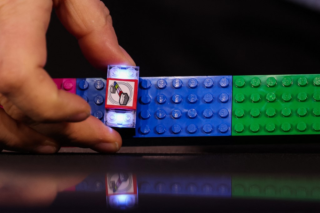 LEGO Smart Brick