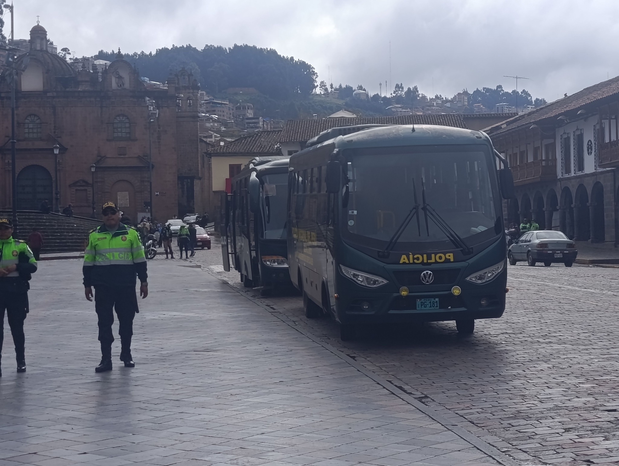 policia turistas cusco