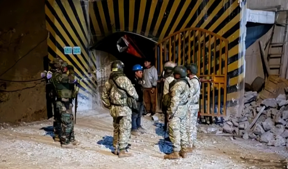 Liberan 33 mineros secuestrados en mina La Joya Pataz