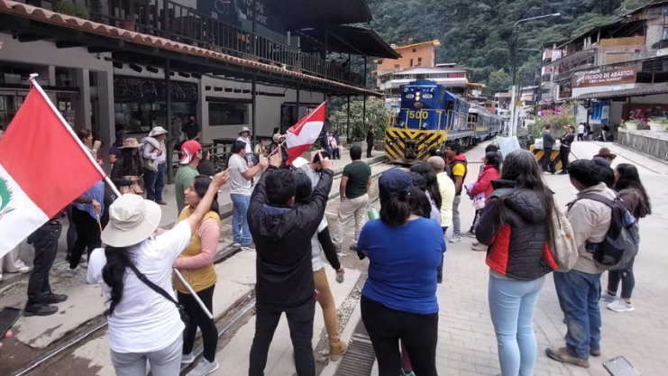 En julio del 2022 se realizó un paro en Machu Picchu pueblo y hubo bloqueos en la vía férrea. Fuente: RPP