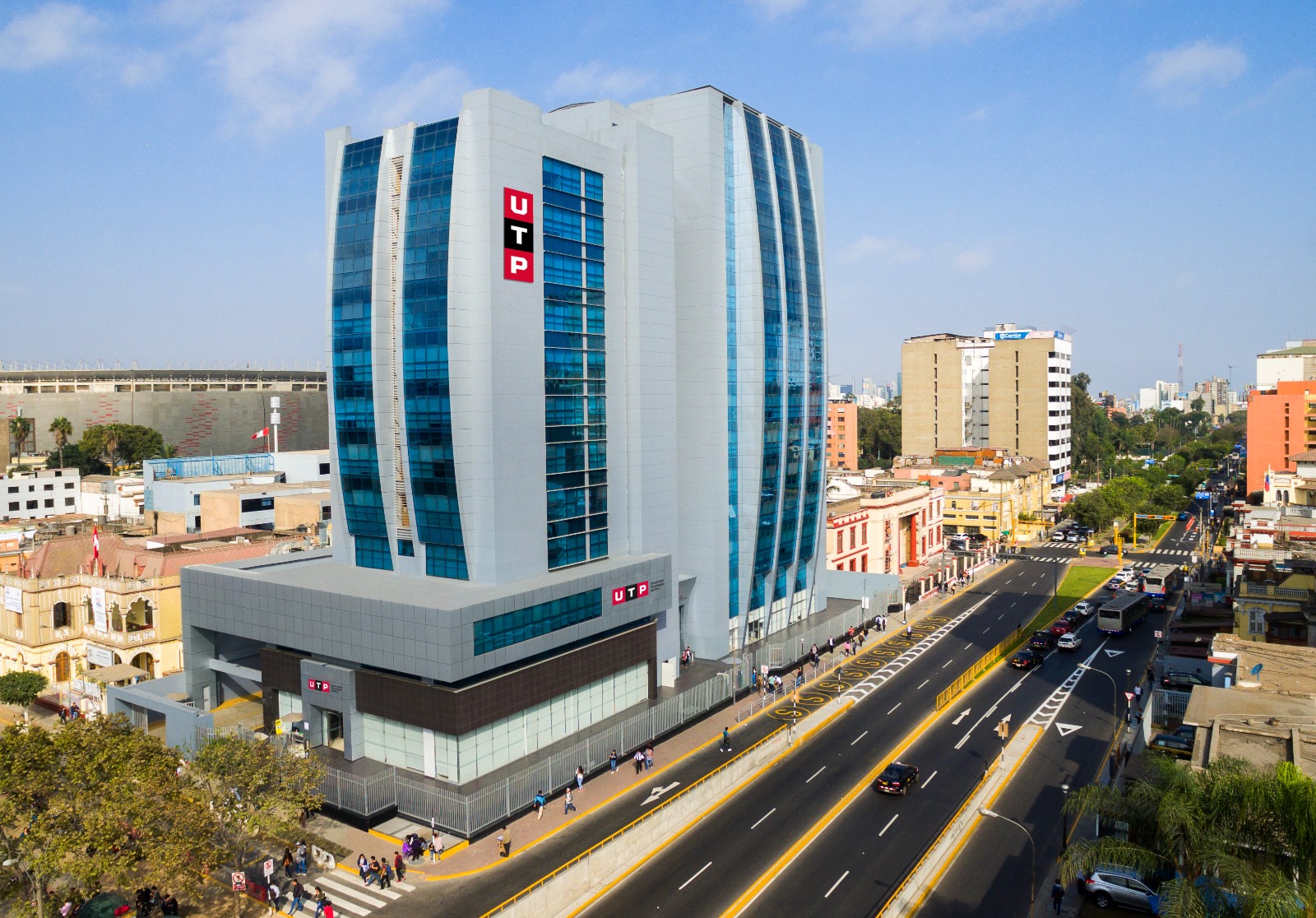 UTP consolida su proyección internacional y firma convenio con la Universidad de Chicago  