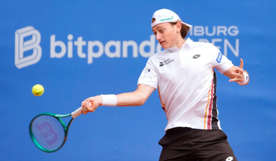 Ignacio Buse ganó y pasó a octavos de final del ATP 500 de Queens Londres Inglaterra