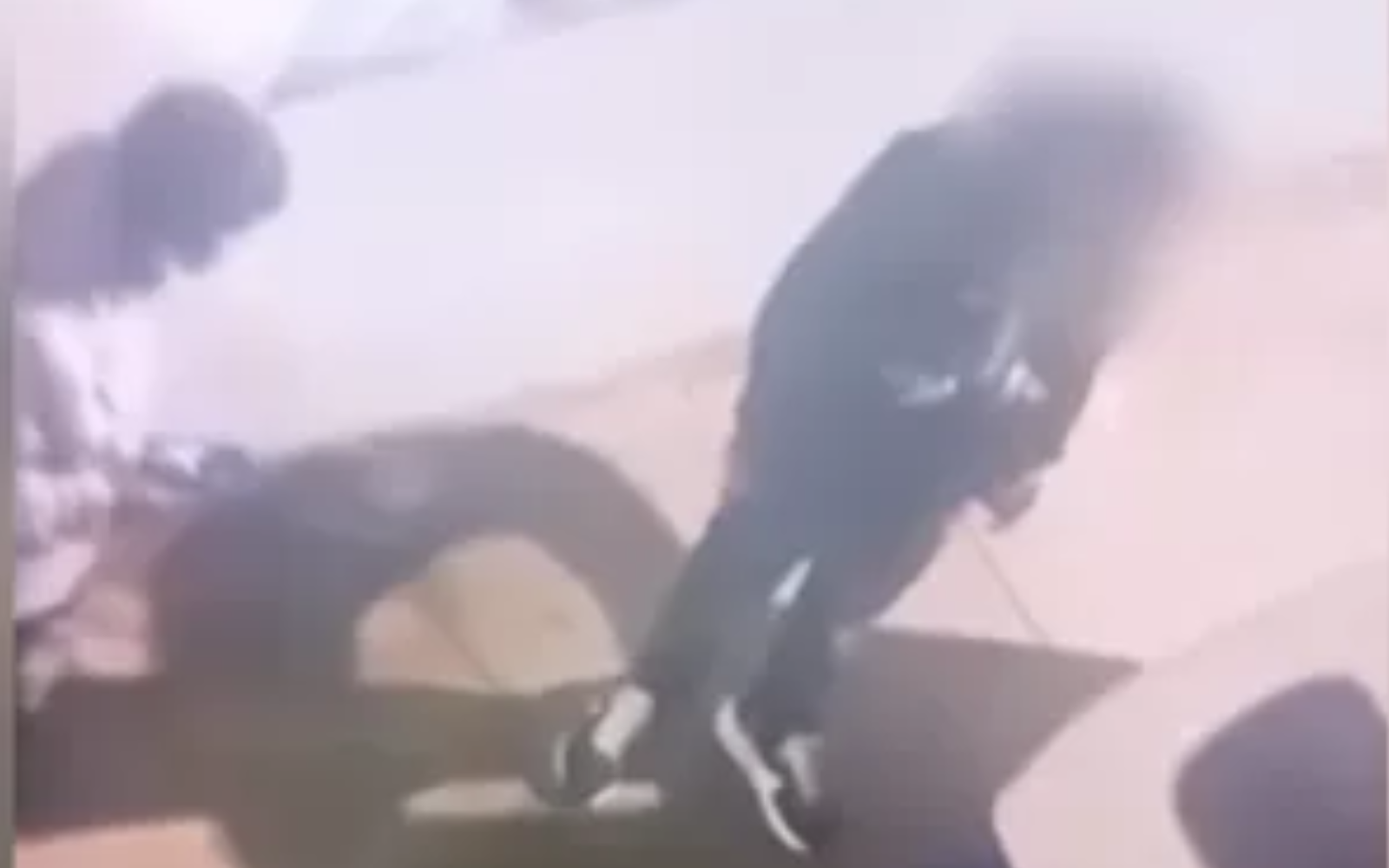 Menor herido de bala