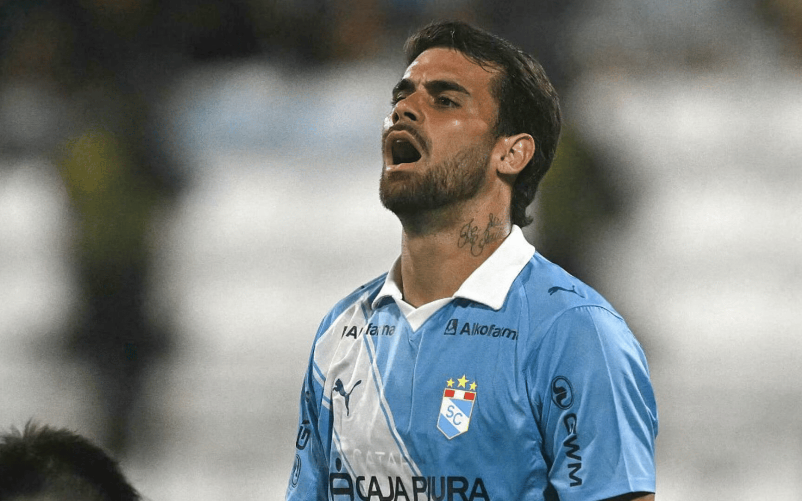 Sporting Cristal le muestra la puerta de salida a Felipe Vizeu
