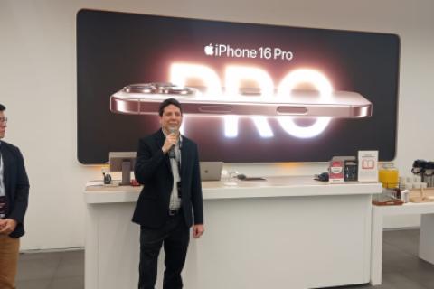 Lanzan el iPhone 16 en Perú. (Alvaro Treneman)