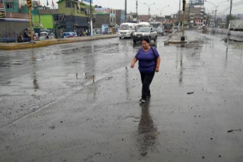 lluvia a limeños