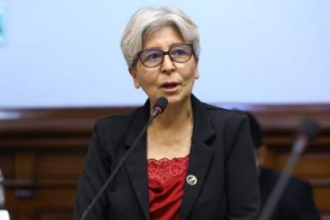 Por 'Mochasueldo': Comisión de Ética aprueba suspender a María Agüero