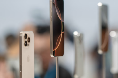 IPHONES