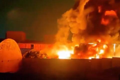 incendio infernal almacén plásticos Carabayllo