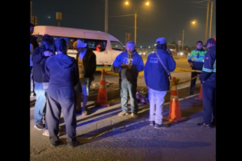Adulto mayor muere atropellado y conductor de tráiler se da a la fuga