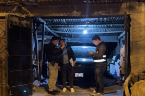 Recuperan auto robado en SJL y capturan a dos presuntos integrantes de banda criminal