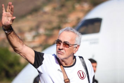 Universitario Jorge Fossati oferta club sudamericano no uruguayo