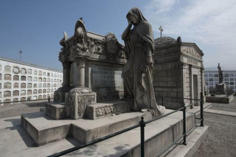 Cementerio Presbítero Maestro
