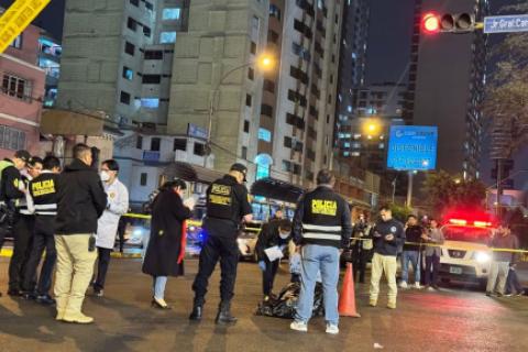 Acribillan a una persona en la av Brasil