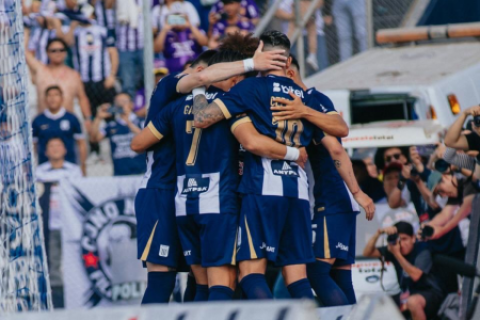 Alianza Lima goleó a UTC pero no le alcanzó