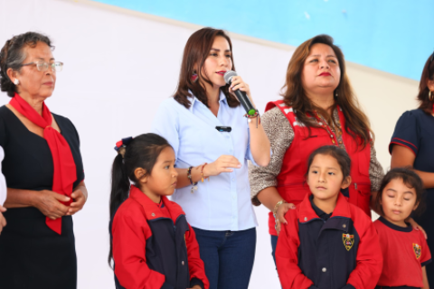Ministra Lesly Shica pide sanciones para quienes hayan afectado salud y seguridad alimentaria de los niños