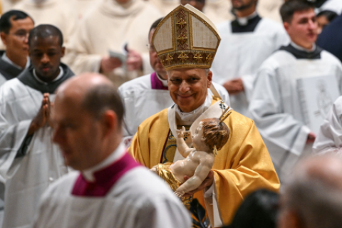 El papa León XIV celebra su primera misa de Navidad en el Vaticano