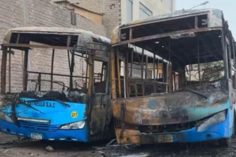 Empresa 'La Estrella' no saldrán a trabajar luego que extorsionadores incendiaran buses