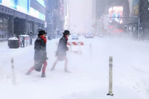 Gran tormenta invernal causa al menos once muertes en EE.UU.