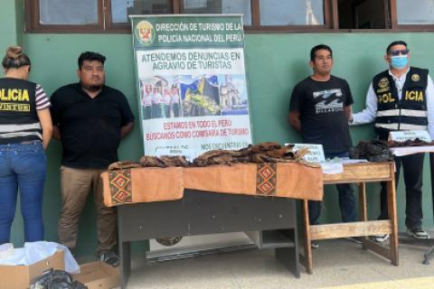 Los huaqueros del sur