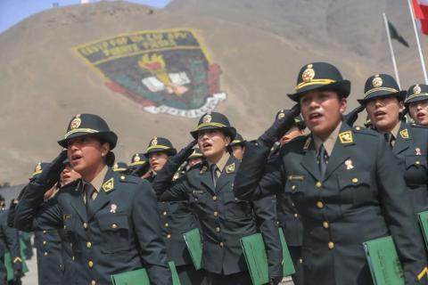 Gobierno oficializa la graduación anticipada de más de 5,600 nuevos policías