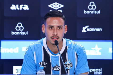 Gremio rechazo oferta de casi 4 millones de dólares por Erick Noriega