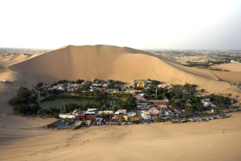 La Huacachina destaca como uno de los oasis más bellos del mundo, según National Geographic