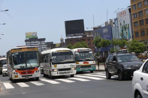 Pasajes de transporte público siguen altos pese a más GNV