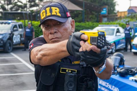 pistolas taser