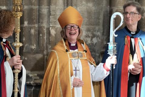 Sarah Mullally, primera mujer Arzobispa de Canterbury
