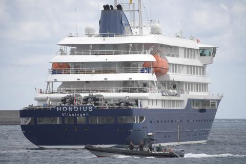 Últimos pasajeros del crucero Hondius serán evacuados en un solo vuelo hacia Países Bajos