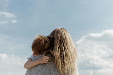 Feliz día de la Madre Mujer Gonzalo Elías