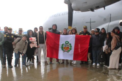 peruanos