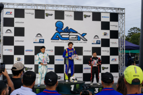 Raúl Auccatoma logra tercer lugar en el Latinoamericano de Kartismo 2026