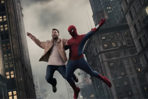Tom Holland y Lionel Messi juntos en adelanto de Spider-Man Un Nuevo Día