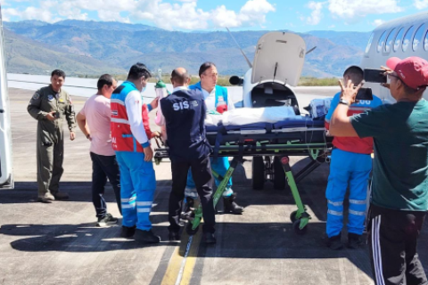 Aeropuerto de Jaén recibe vuelo de la FAP para evacuación médica de niño de dos años