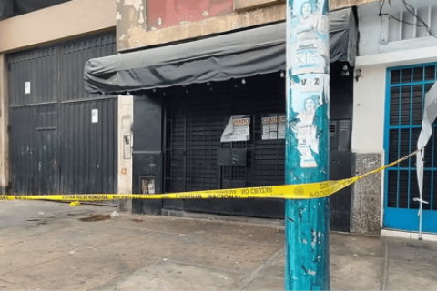 Asesinan a balazos a un hombre dentro de un bar cerca del mercado Matute en La Victoria