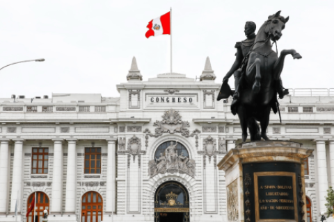 <blockquote class="twitter-tweet" data-media-max-width="560"><p lang="es" dir="ltr">EL COMPROMISO SE DEMUESTRA CON HECHOS<br><br>Como diputado electo por Lima Metropolitana y el diputado más votado del Perú, junto al Grupo Parlamentario de AHORA NACIÓN y a los senadores y diputados electos residentes en Lima, hoy presentamos ante la Oficialía Mayor del Congreso… <a href="https://t.co/T6mEVFbl9L">pic.twitter.com/T6mEVFbl9L</a></p>&mdash; Harvey Colchado (@HarveyColchado) <a href="https://x.com/HarveyColchado