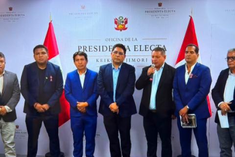 Keiko Fujimori se reúne con alcaldes de Piura